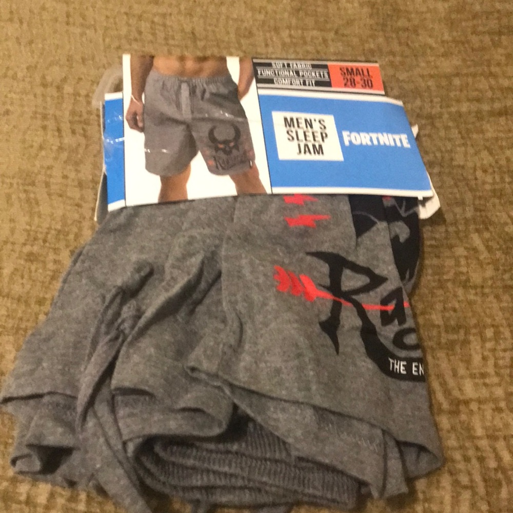 Fort nite pajama shorts men's small